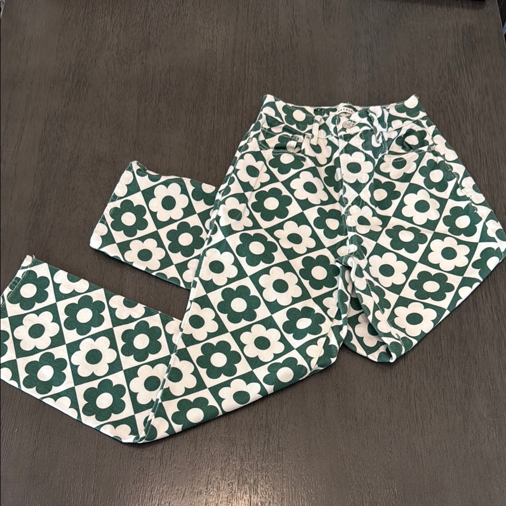 PacSun High Rise Straight Green and White Floral Pants Size 23 (est. Size 00 )